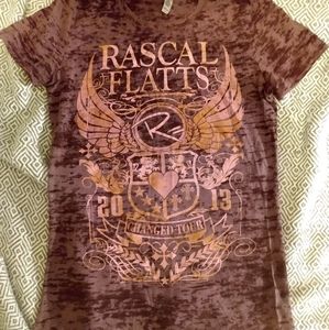 Rascal Flatts woman shirt